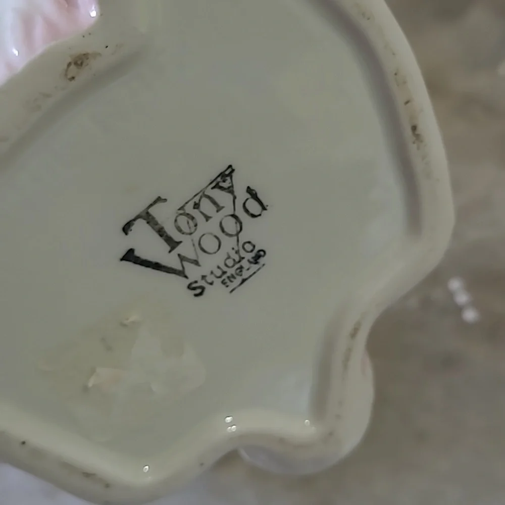 Peter Rabbit Teapot - Picture 5 of 5